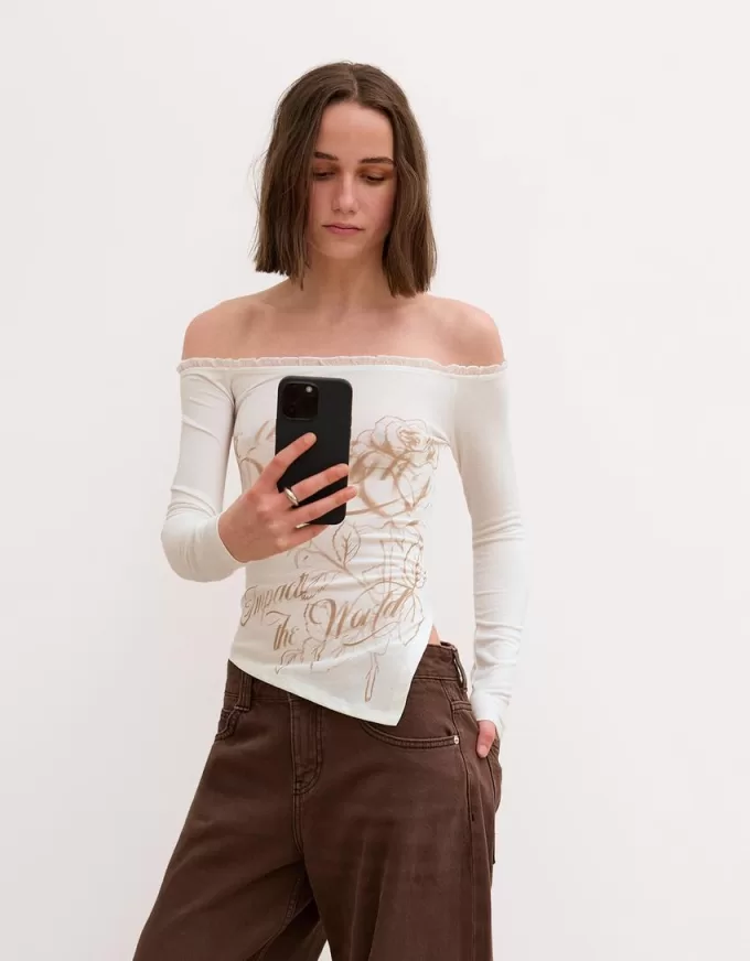 Long sleeve asymmetric T-shirt Long sleeve asymmetric T-shirt