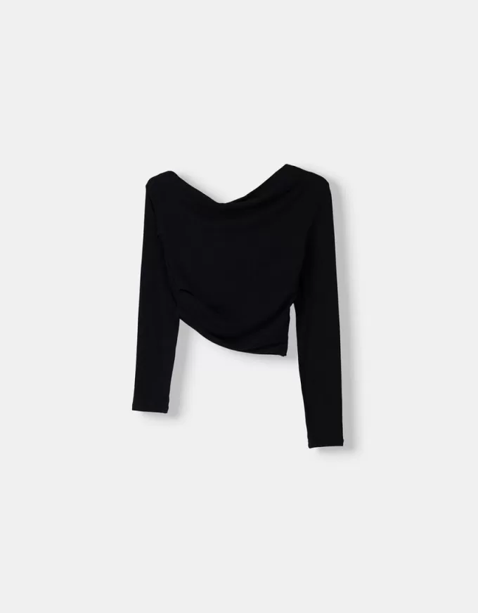 Long sleeve asymmetric T-shirt Long sleeve asymmetric T-shirt