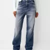 Loose-fit baggy jeans Loose-fit baggy jeans