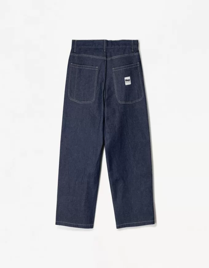 Loose-fit baggy jeans Loose-fit baggy jeans