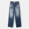 Loose-fit baggy jeans Loose-fit baggy jeans