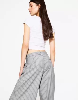 Low-rise baggy pants