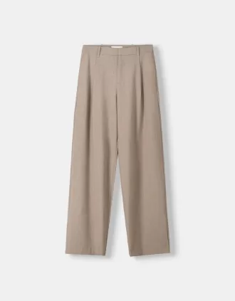 Low-rise baggy pants