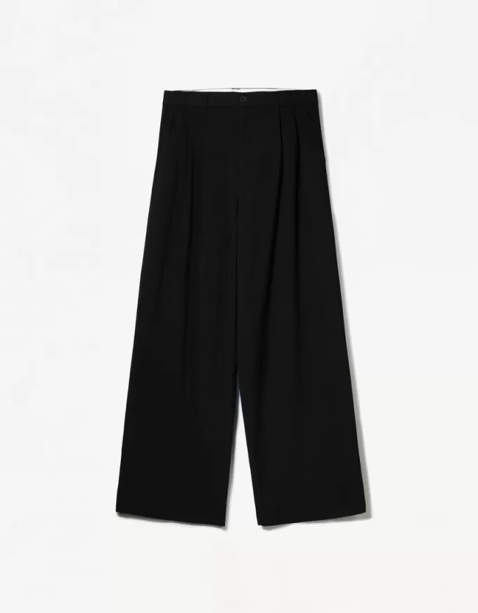 Low-rise baggy pants Low-rise baggy pants