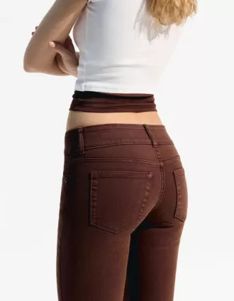 Low-rise bootcut jeans