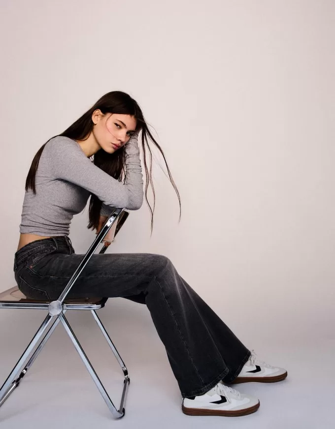 Low waist boot-cut jeans Low waist boot-cut jeans