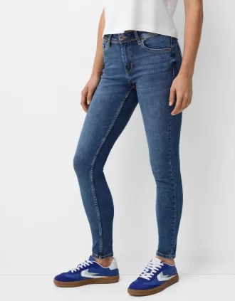 Low waist skinny fit jeans