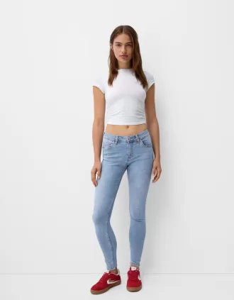 Low waist skinny fit jeans