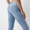 Low waist skinny fit jeans