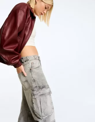 Multi-pocket cargo jeans