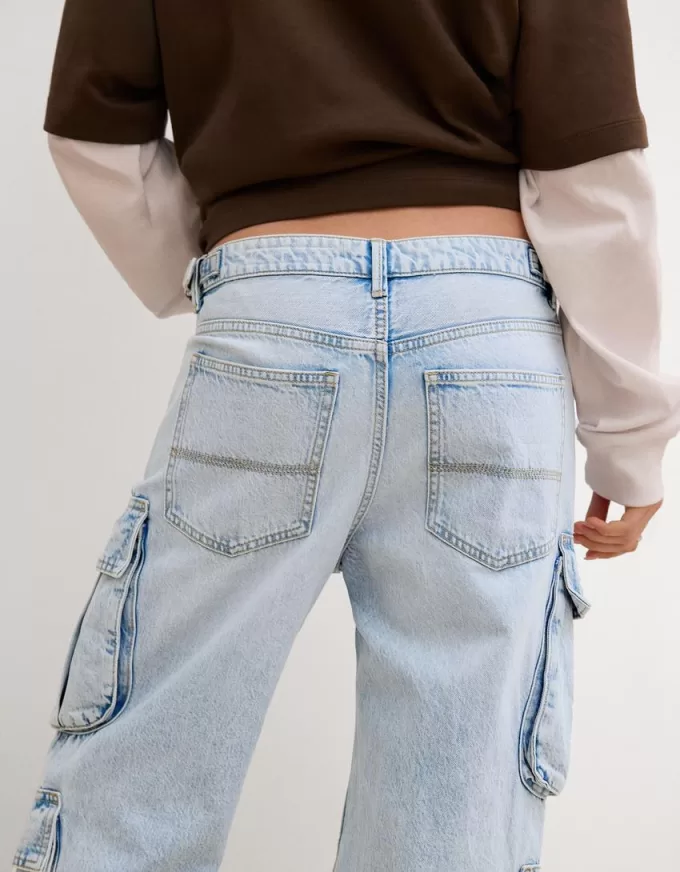 Multi-pocket cargo jeans