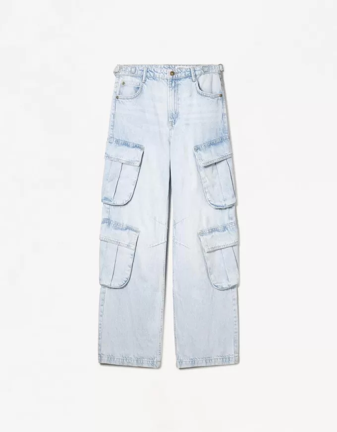 Multi-pocket cargo jeans