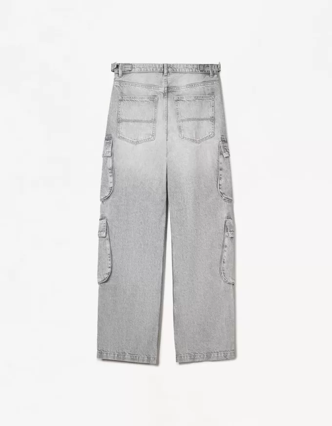 Multi-pocket cargo jeans