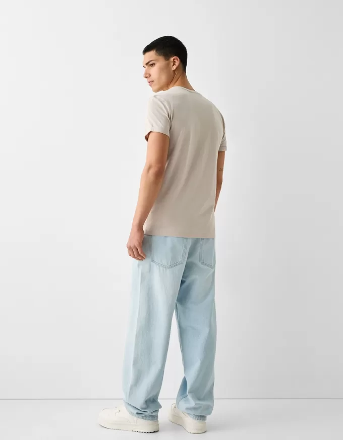 Muscle-fit short sleeve T-shirt Muscle-fit short sleeve T-shirt