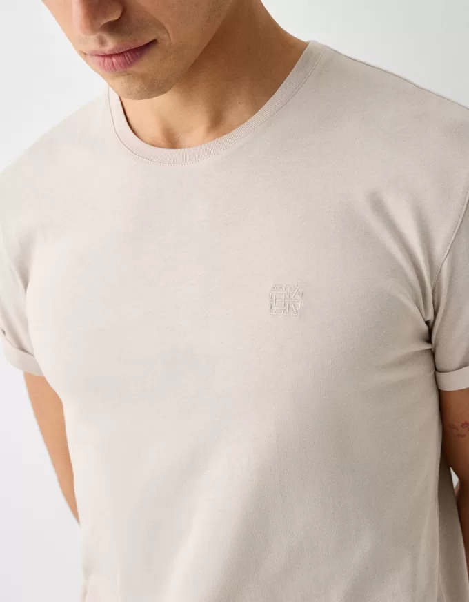 Muscle-fit short sleeve T-shirt Muscle-fit short sleeve T-shirt