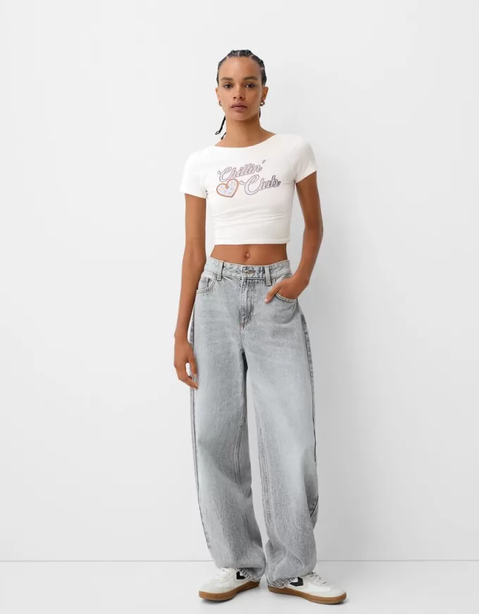 Open back T-shirt with rhinestones Open back T-shirt with rhinestones