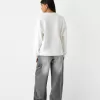 Oversize sweatshirt with side pockets