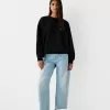 Oversize sweatshirt with side pockets