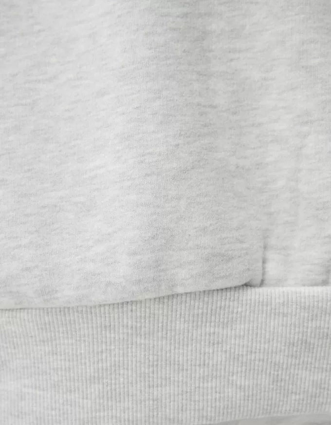 Oversize sweatshirt with side pockets