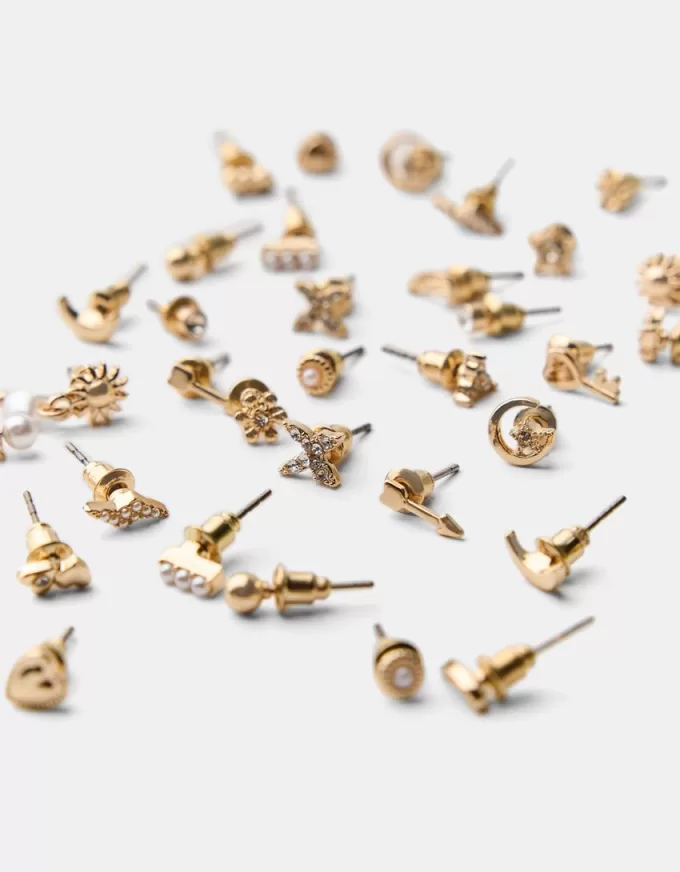 Pack of 20 rhinestone earrings Pack of 20 rhinestone earrings