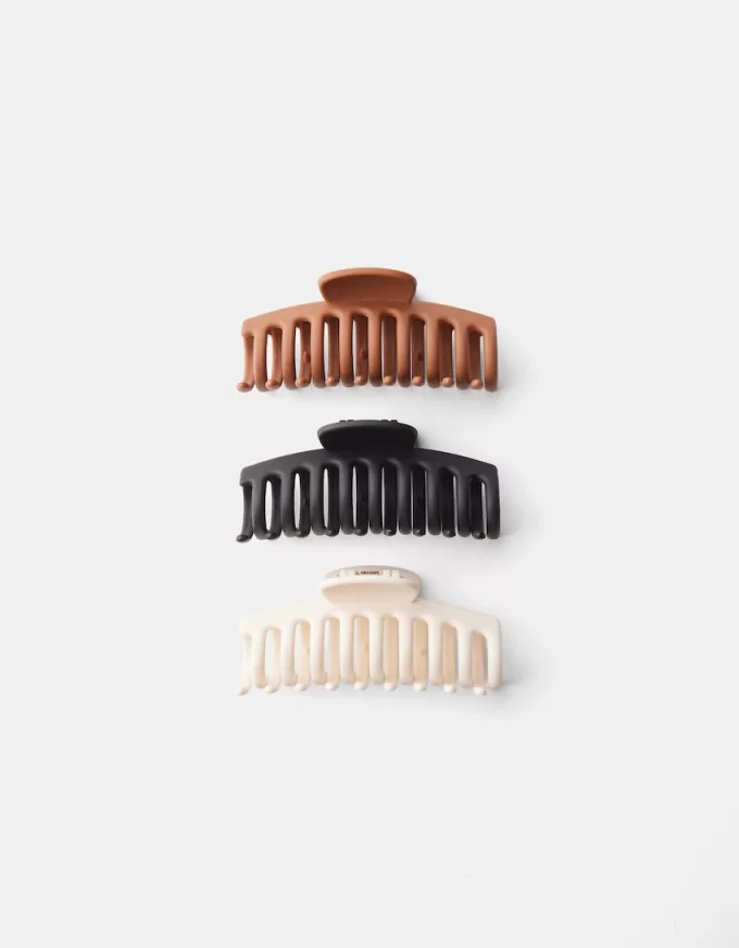 Pack of 3 hair clips Pack of 3 hair clips