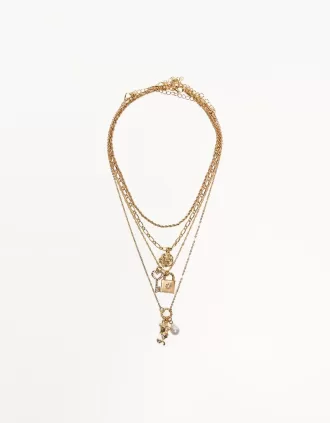 Pack of 4 pendant necklaces