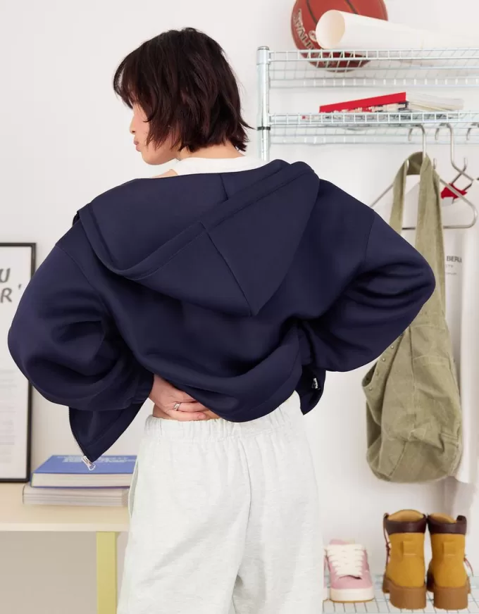 Plush pants with side seams Plush pants with side seams