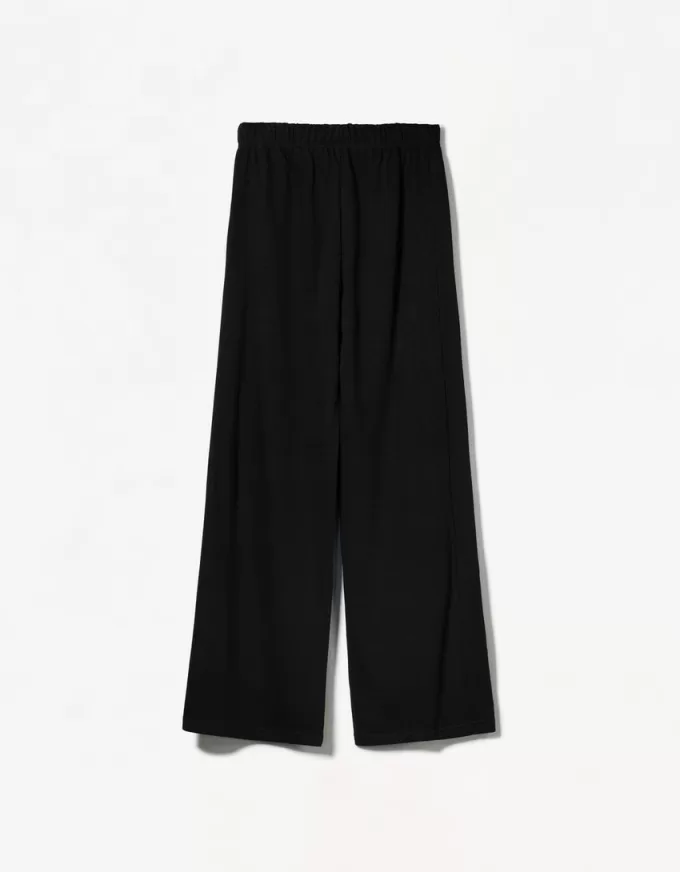 Plush pants with side seams