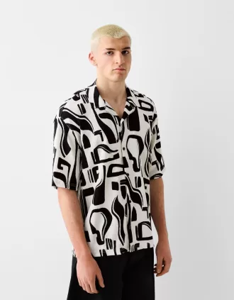 Printed short sleeve pleated shirt