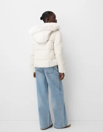 Puffer jacket with faux fur hood