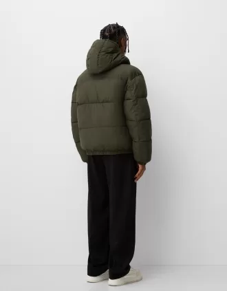 Puffer jacket with hood