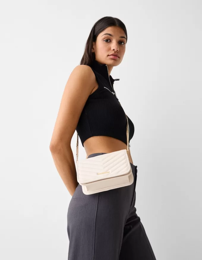 Quilted multi-way messenger bag with chain Quilted multi-way messenger bag with chain