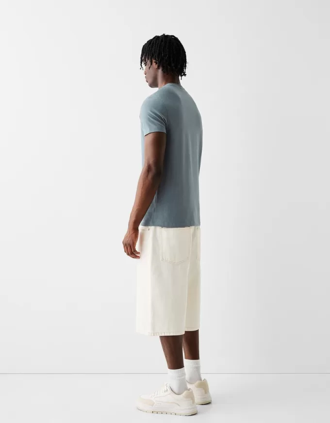 Regular-fit short sleeve T-shirt Regular-fit short sleeve T-shirt