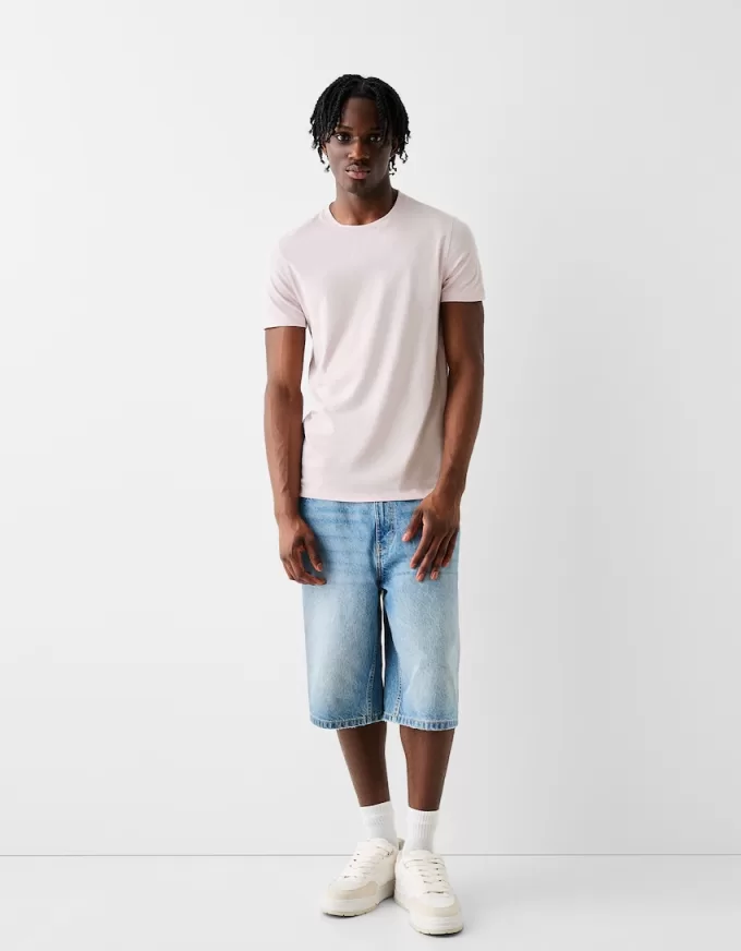 Regular-fit short sleeve T-shirt Regular-fit short sleeve T-shirt