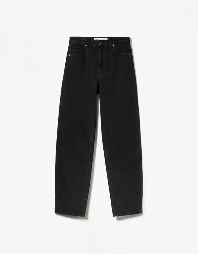 Relaxed fit high-rise mom jeans Relaxed fit high-rise mom jeans