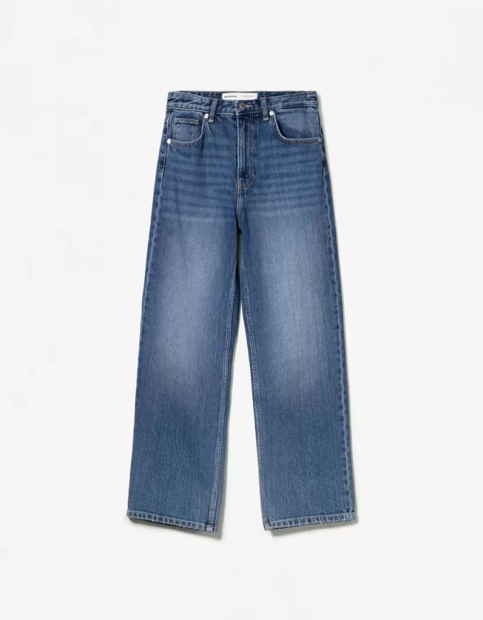 Relaxed fit high-rise mom jeans Relaxed fit high-rise mom jeans