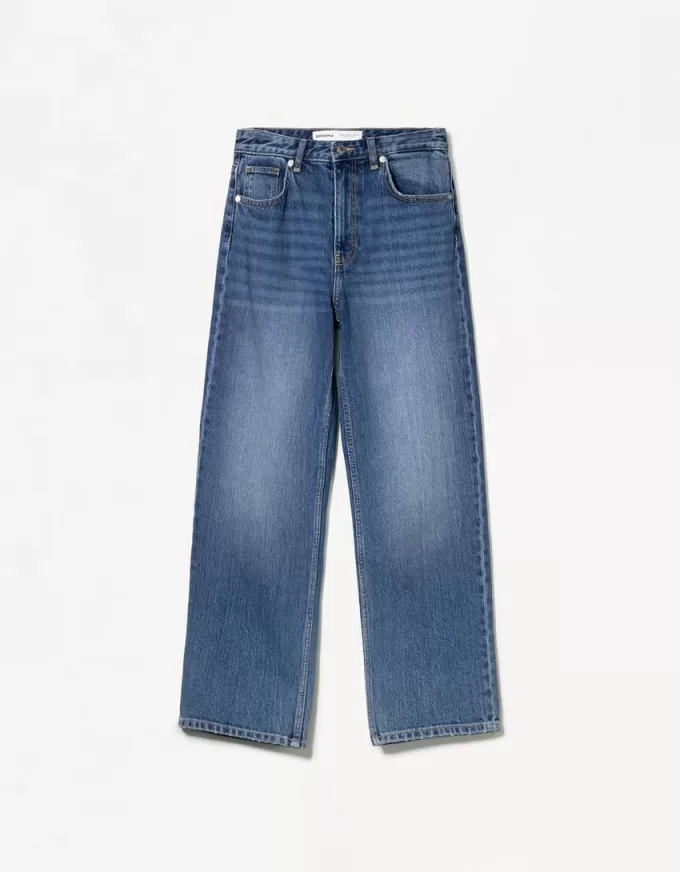 Relaxed fit high-rise mom jeans Relaxed fit high-rise mom jeans