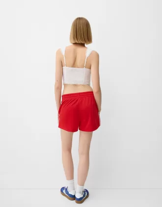 Retro shorts with side stripe