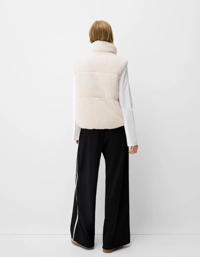 Reversible faux shearling vest Reversible faux shearling vest