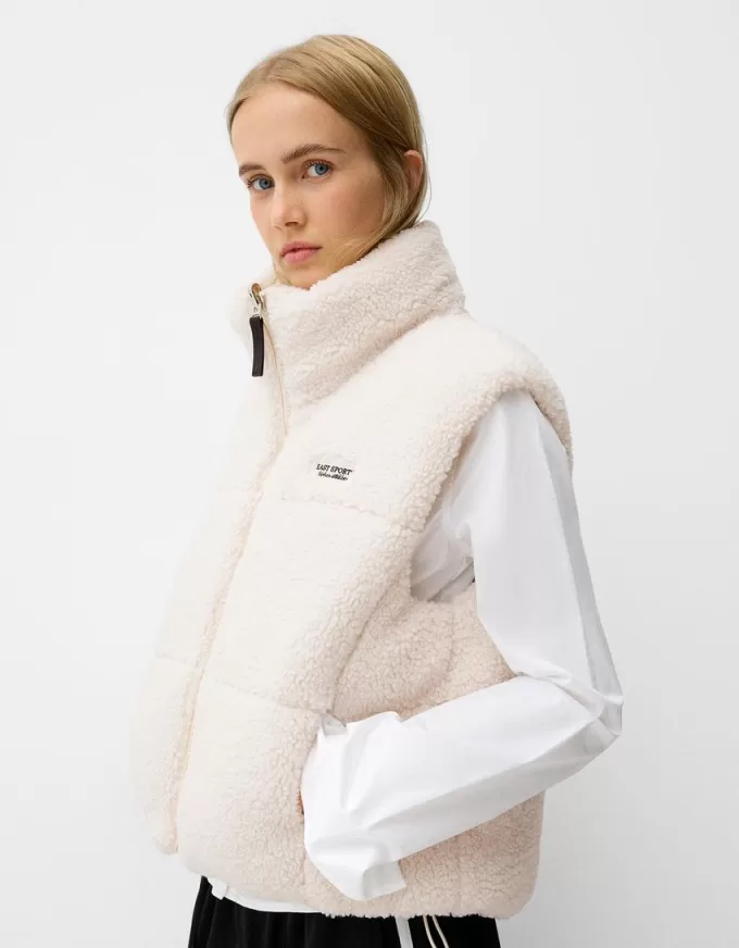 Reversible faux shearling vest Reversible faux shearling vest