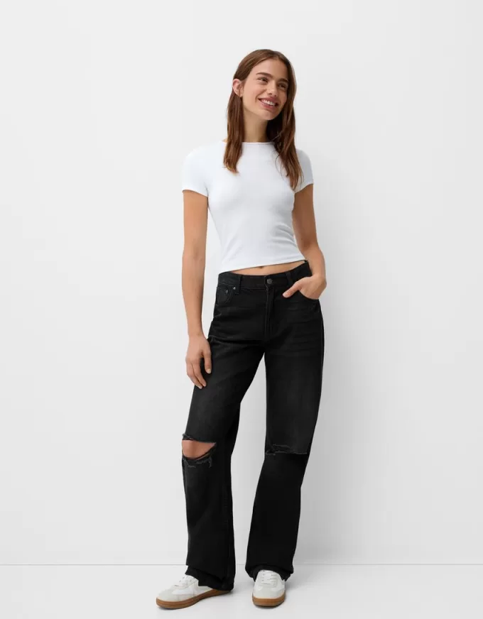 Ripped wide-leg ’90s jeans Ripped wide-leg ’90s jeans