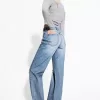 Ripped wide-leg ’90s jeans Ripped wide-leg ’90s jeans