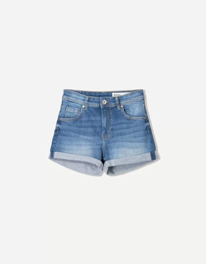 Roll-up denim shorts Roll-up denim shorts