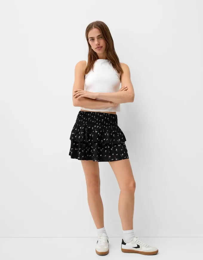Ruffled mini skirt with elastic waist Ruffled mini skirt with elastic waist
