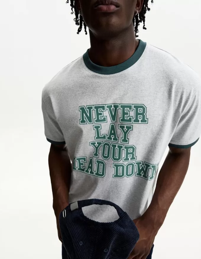 Short sleeve T-shirt with contrast print Short sleeve T-shirt with contrast print