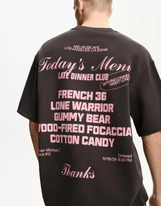 Short sleeve T-shirt with embroidery