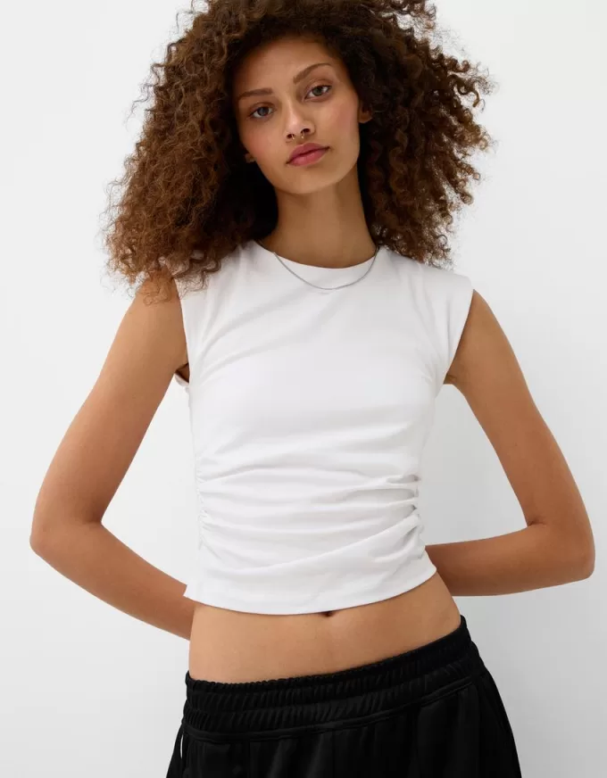 Short sleeve T-shirt with shoulder pads Short sleeve T-shirt with shoulder pads