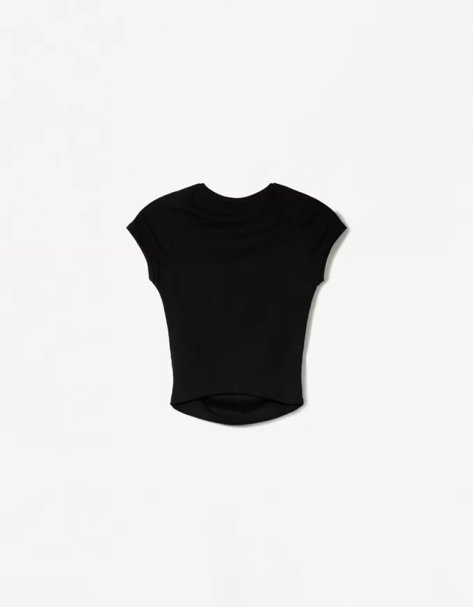 Short sleeve T-shirt with side gathering Short sleeve T-shirt with side gathering