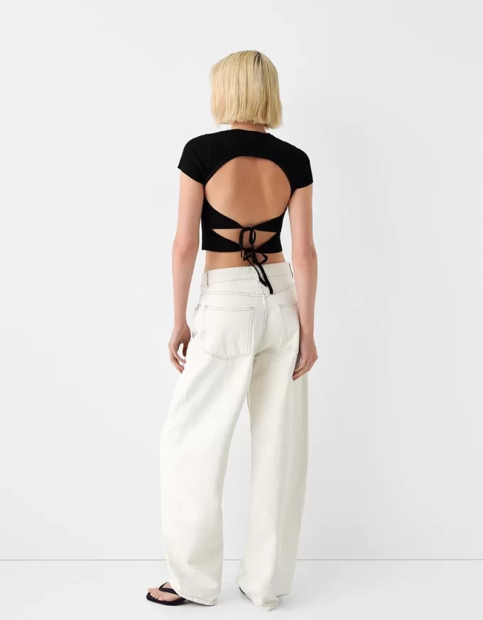 Short sleeve cut-out sweater with ties