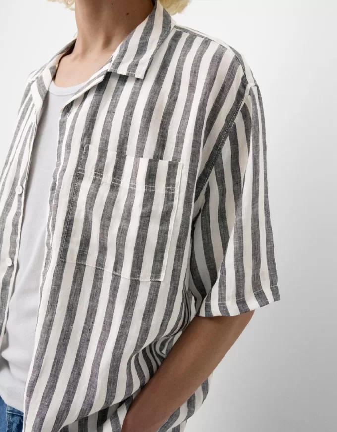 Short sleeve linen blend shirt